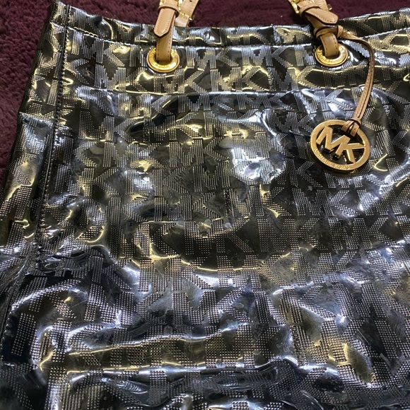 Michael Kors Tote - Picture 3 of 6